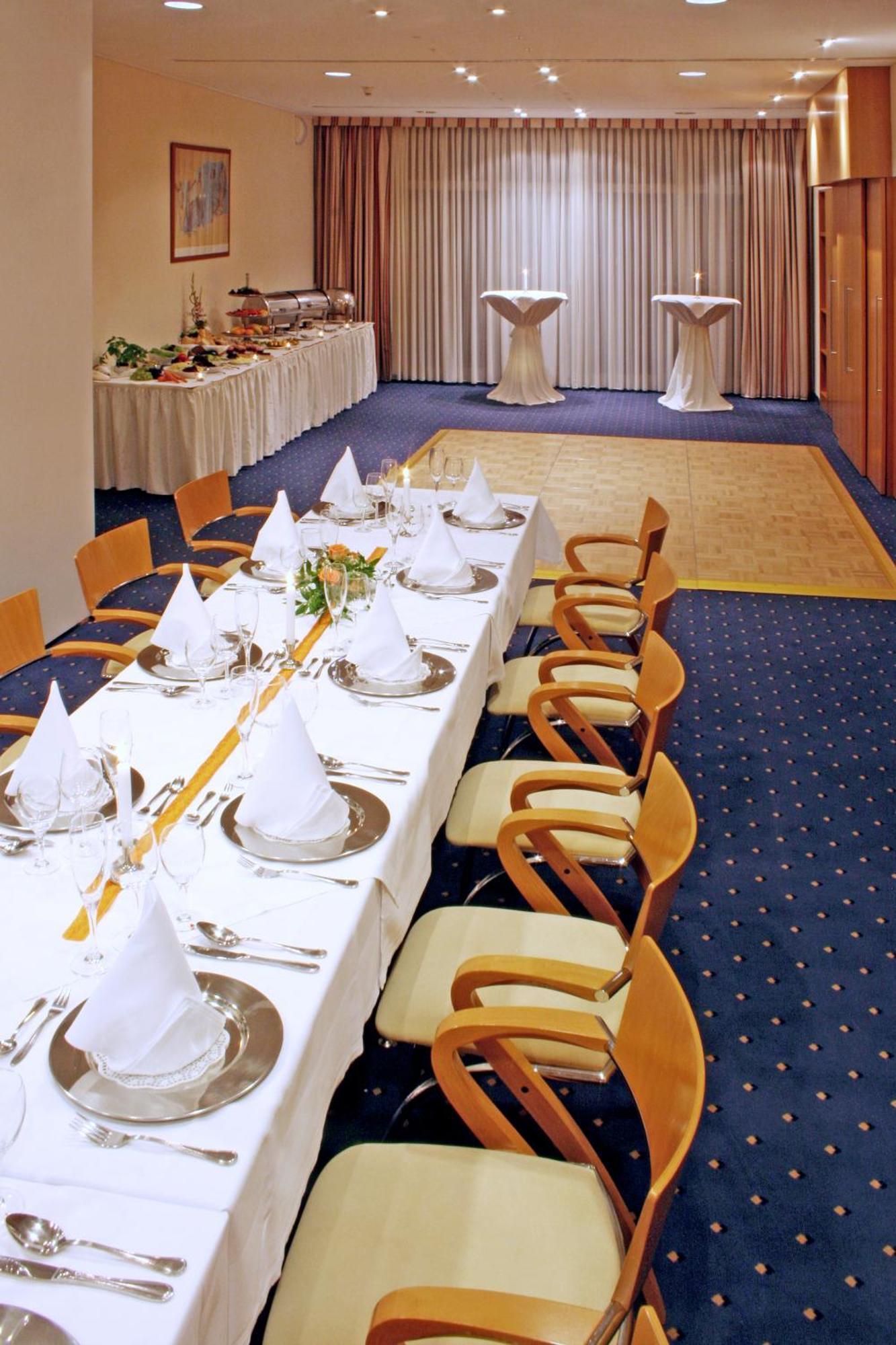Best Western Hotel Halle-Мерзебург Экстерьер фото