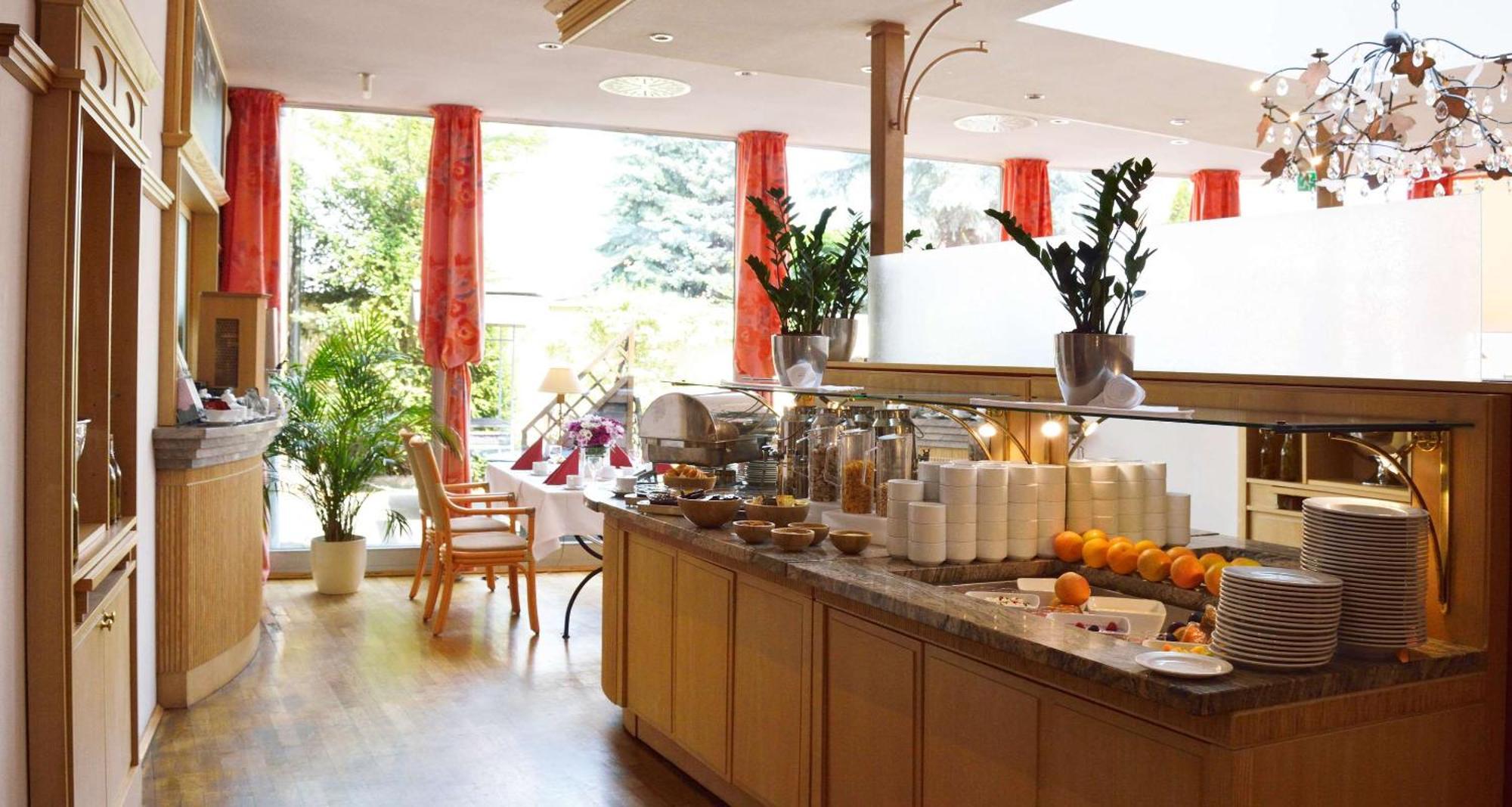 Best Western Hotel Halle-Мерзебург Экстерьер фото