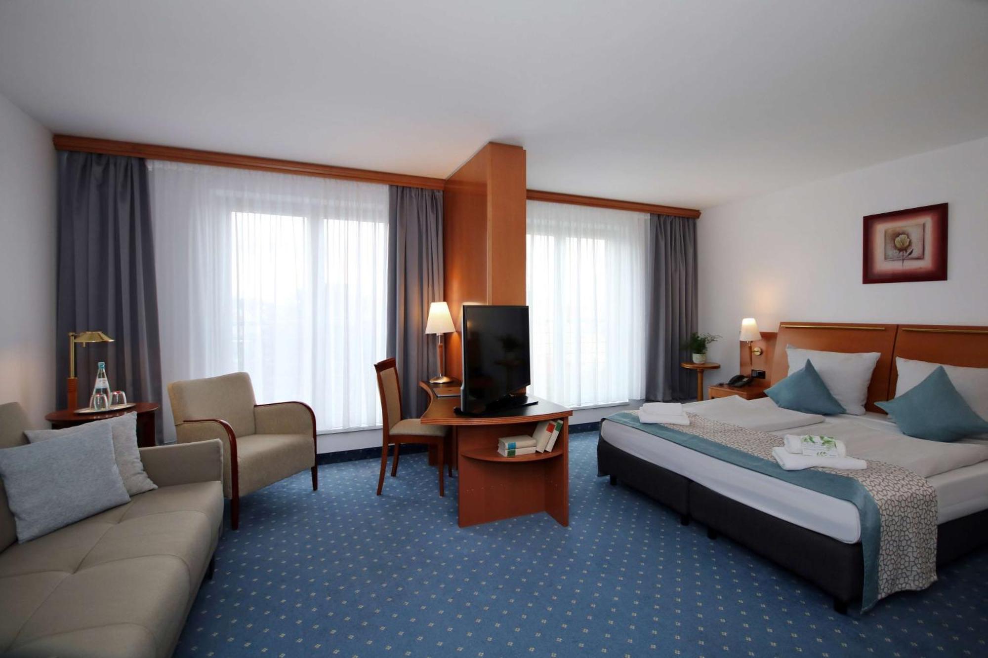 Best Western Hotel Halle-Мерзебург Экстерьер фото