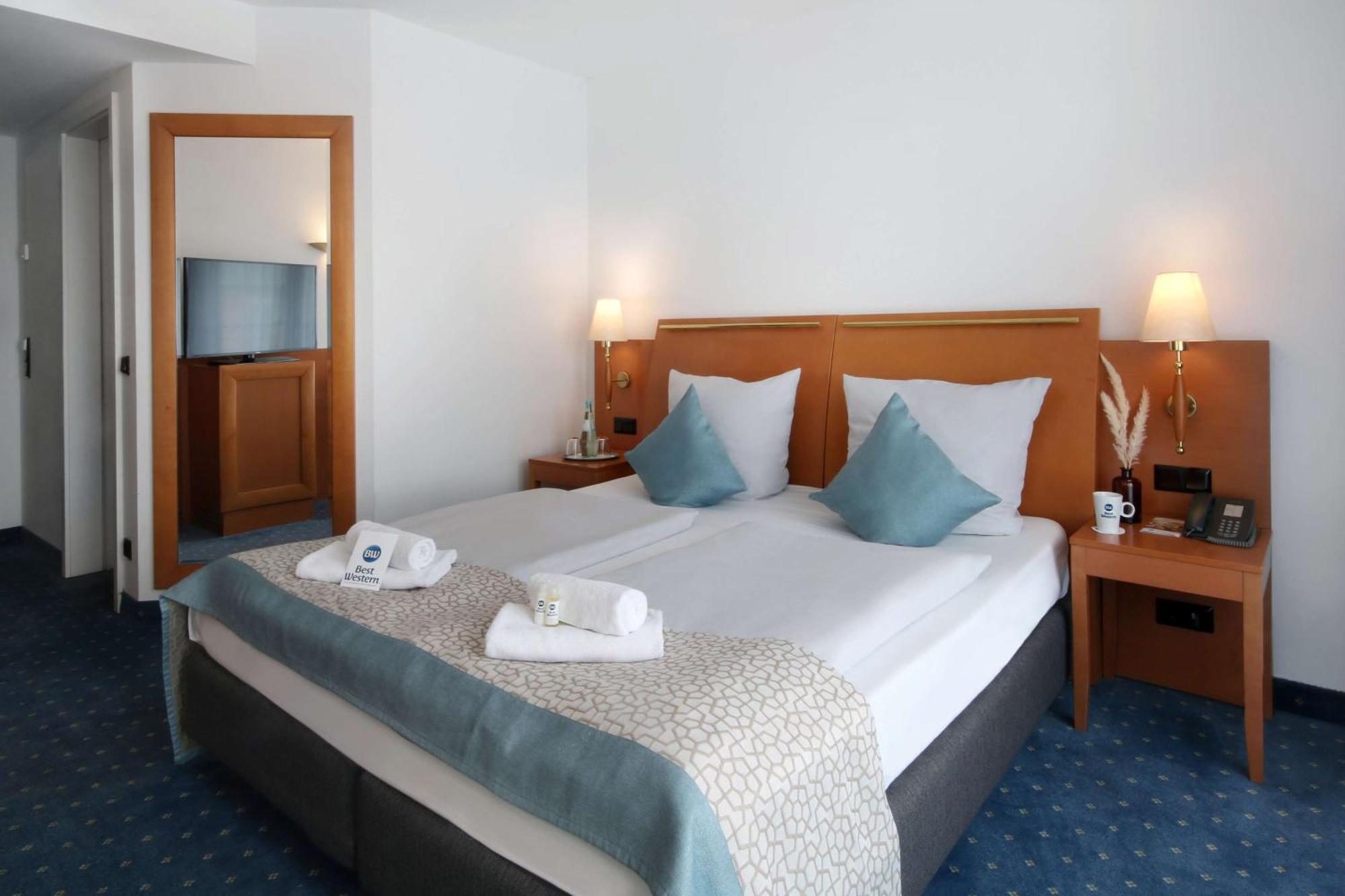 Best Western Hotel Halle-Мерзебург Экстерьер фото
