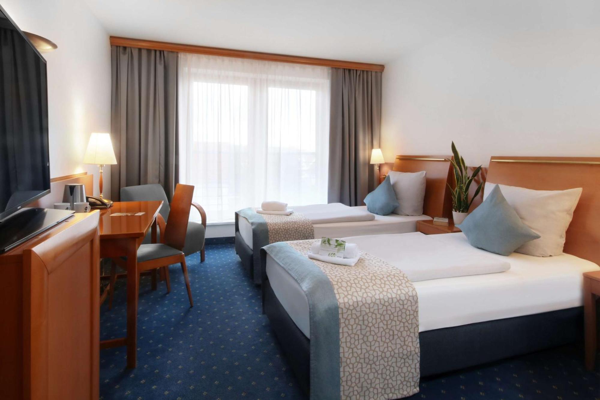 Best Western Hotel Halle-Мерзебург Экстерьер фото