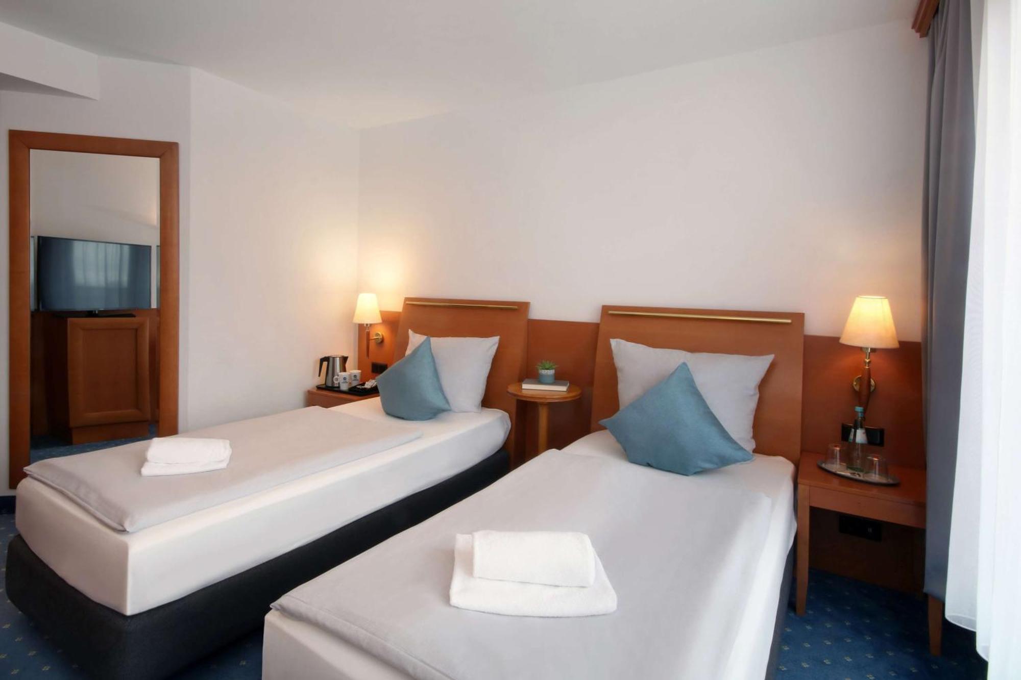 Best Western Hotel Halle-Мерзебург Экстерьер фото