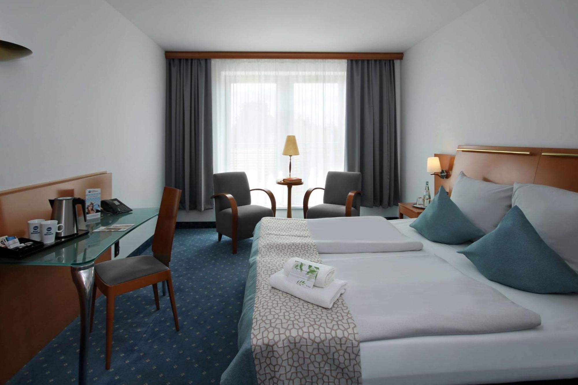 Best Western Hotel Halle-Мерзебург Экстерьер фото